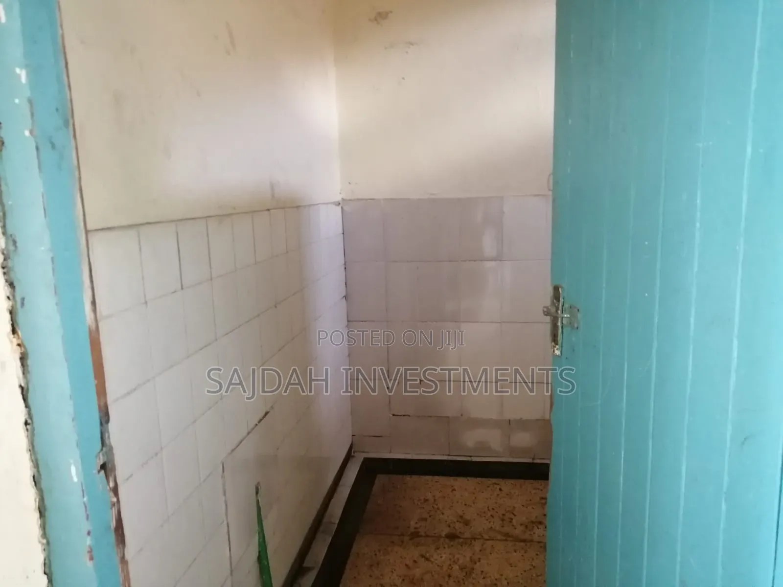 Warehouse to Let