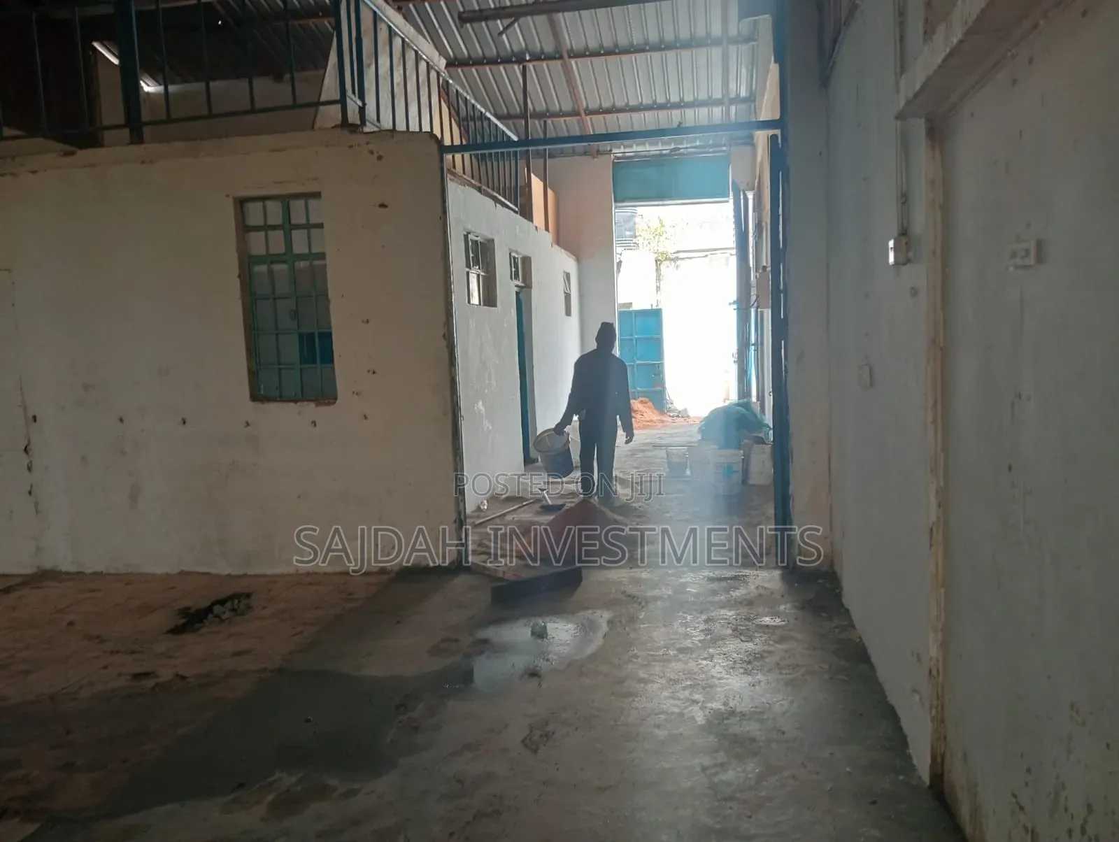 Warehouse to Let