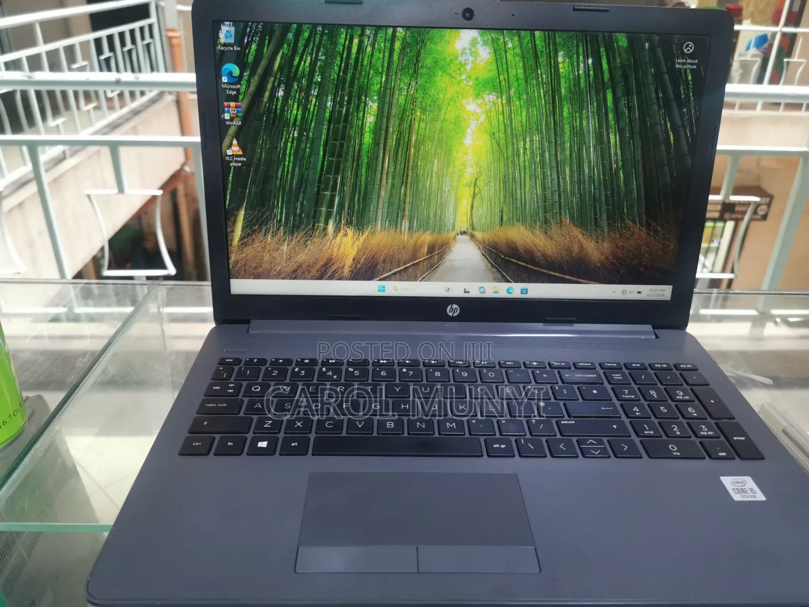 New Laptop HP 250 G7 8GB Intel Core i5 SSD 256GB