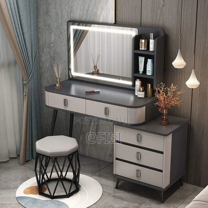 Modern Dressing Table