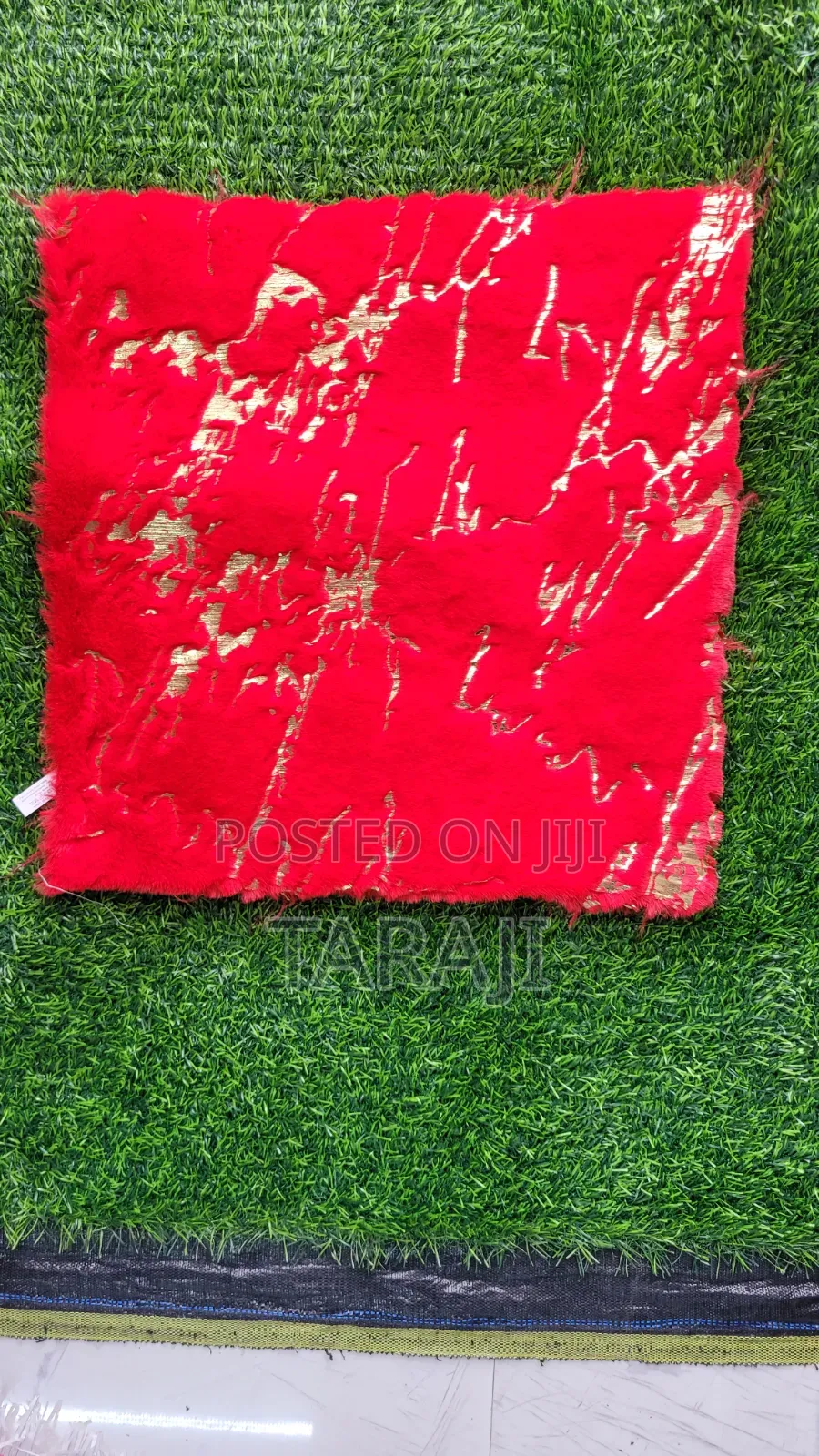 Luxury Faux Fur Small Rugs / Gold Foil Round Square Bedside Mats