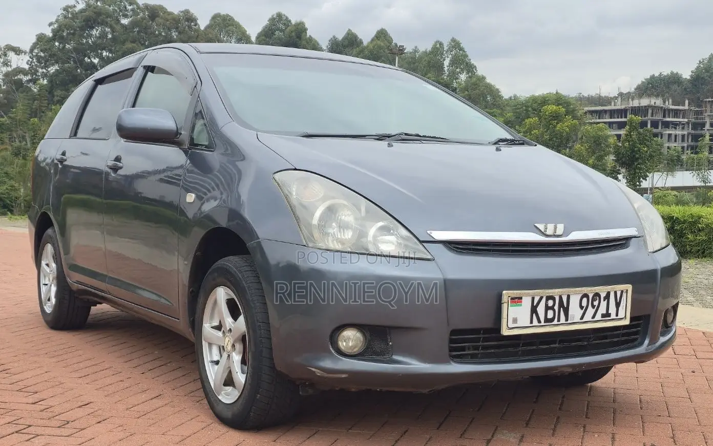 Toyota Wish 2004 Gray
