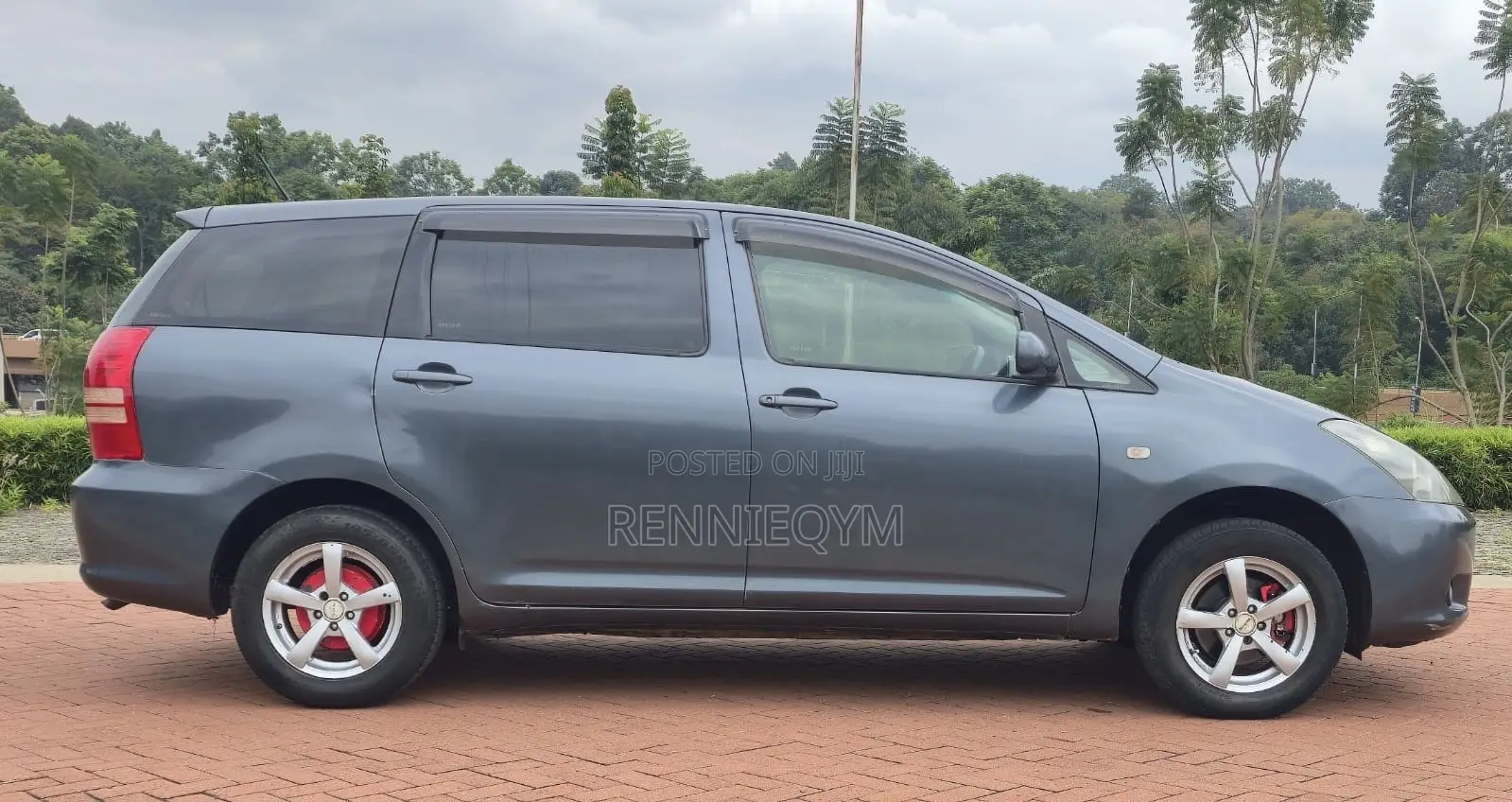 Toyota Wish 2004 Gray