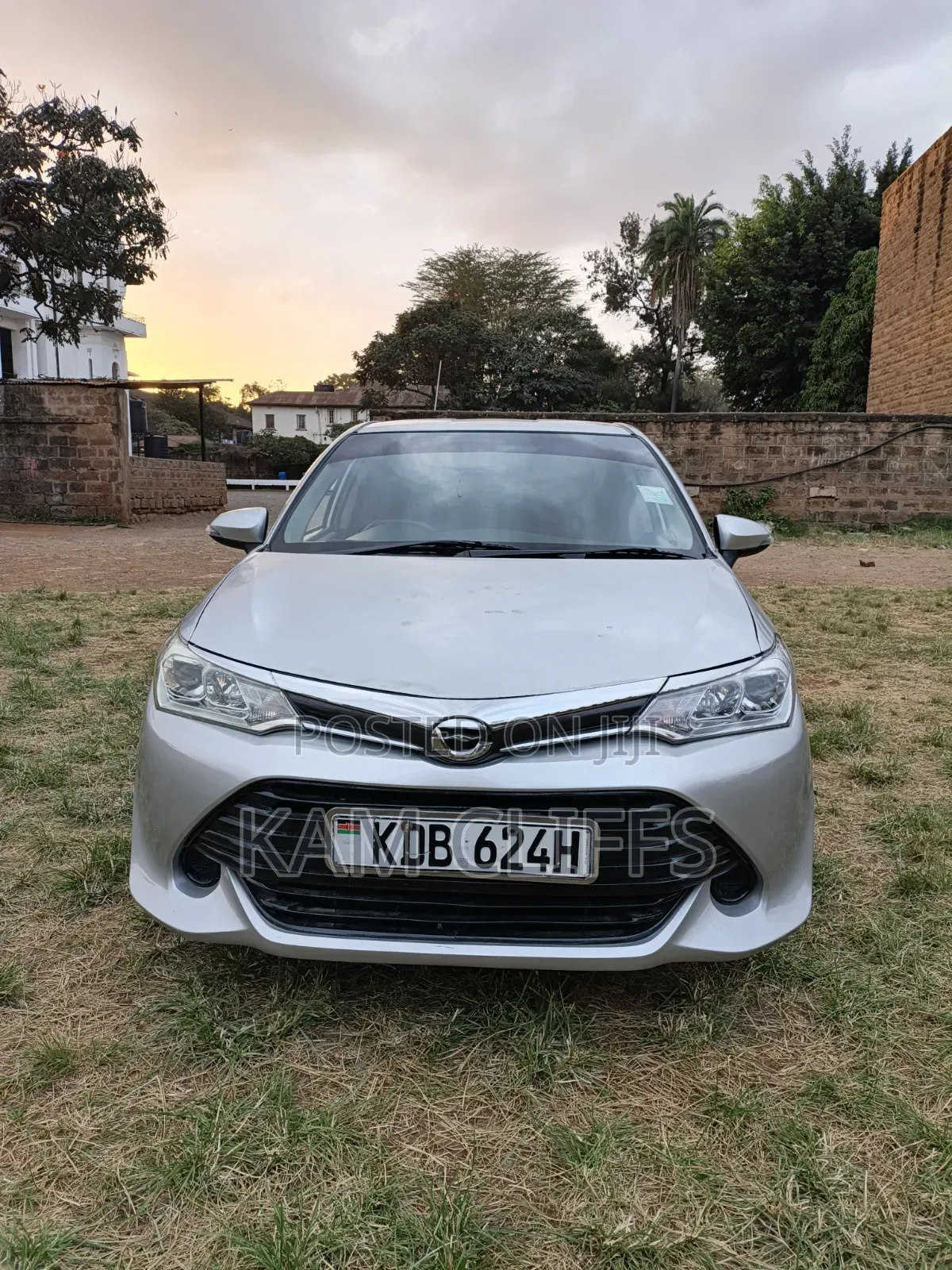 Toyota Axio 1.5 G 2WD 2014 Silver