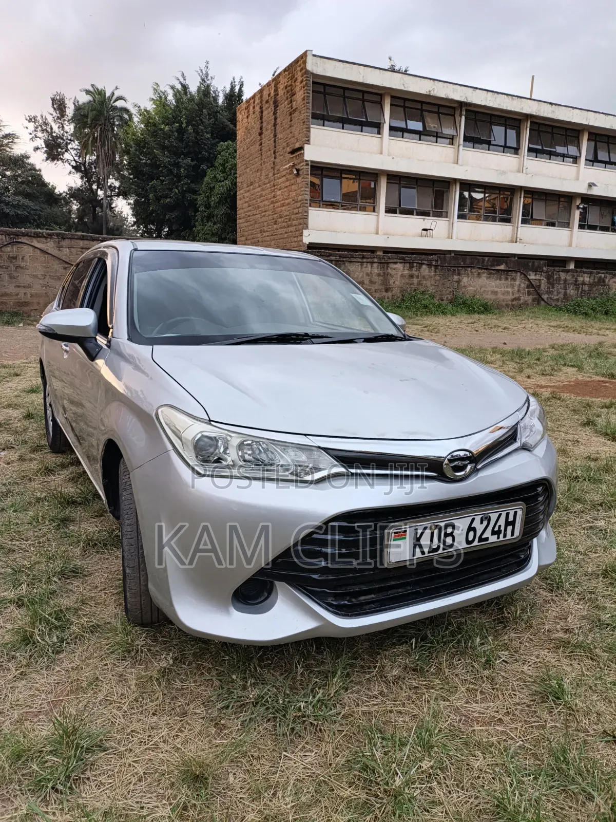 Toyota Axio 1.5 G 2WD 2014 Silver