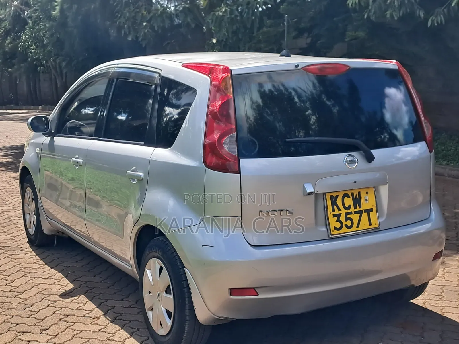 Nissan Note 2012 Silver