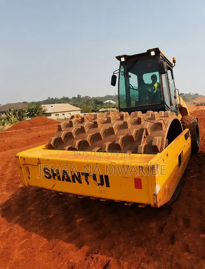 Shantui Single-Drum Vibratory Roller for Hire