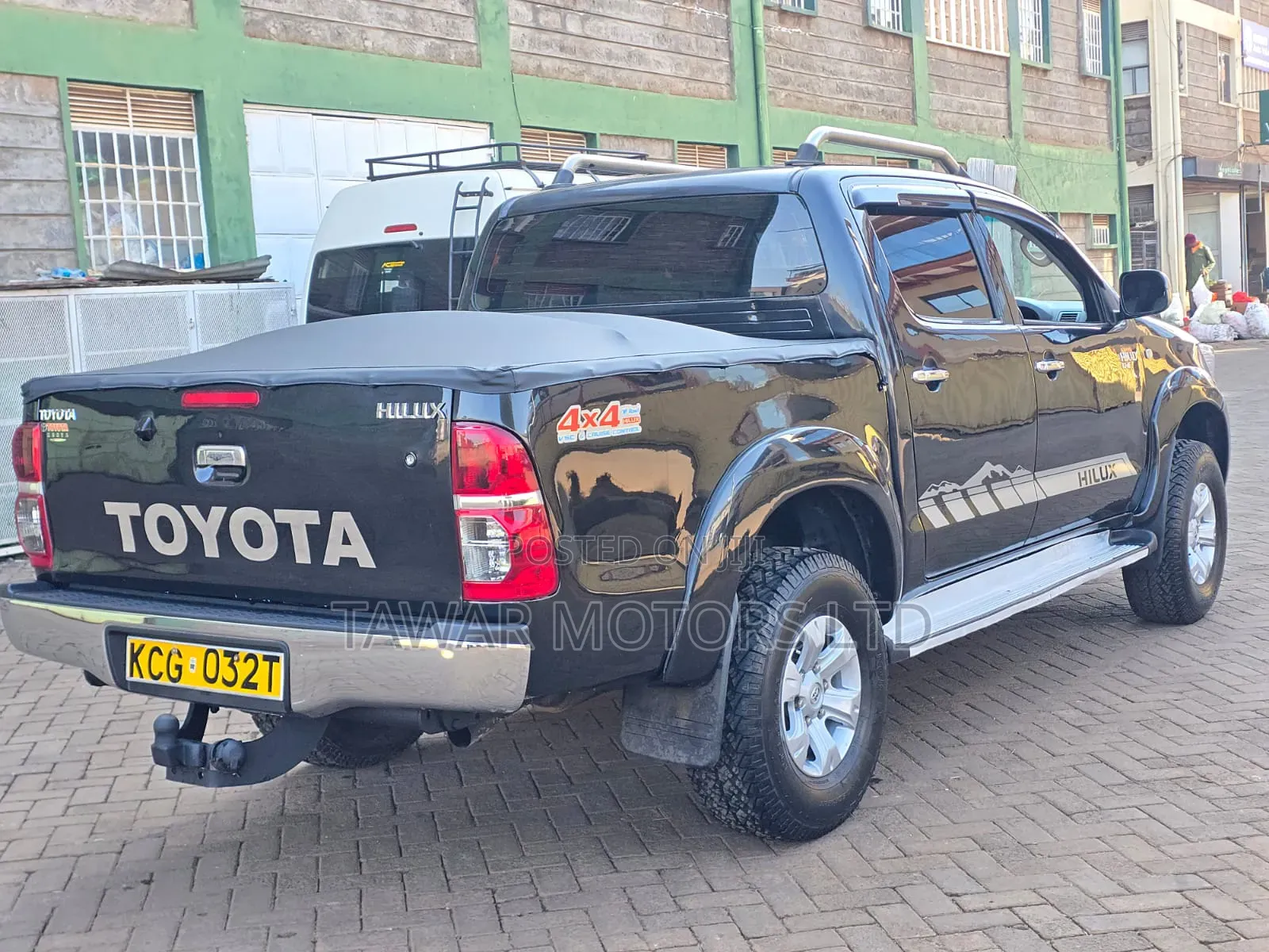 Toyota Hilux 2009 Black