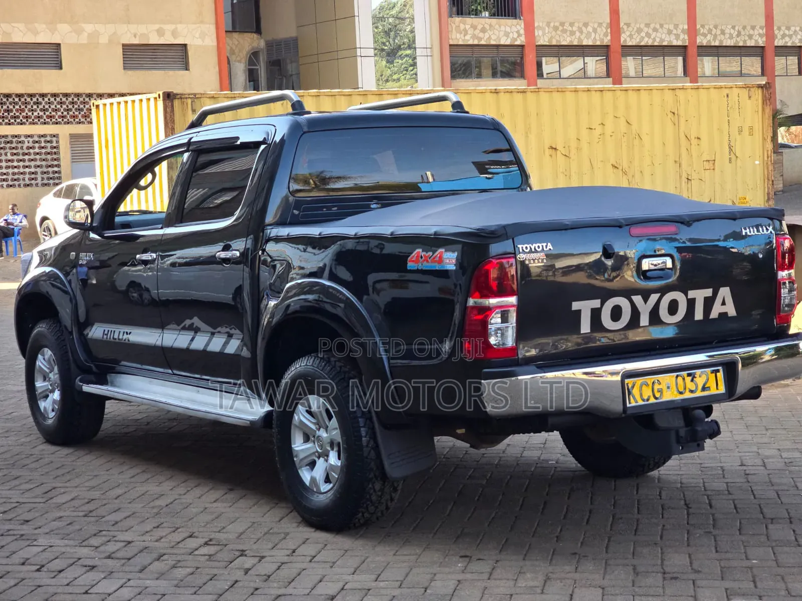 Toyota Hilux 2009 Black
