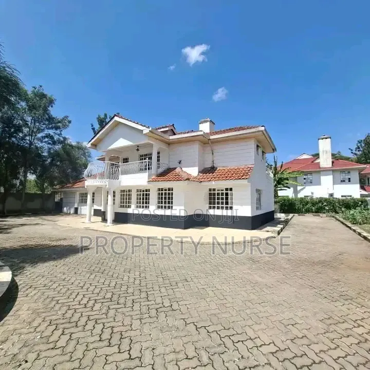 4bdrm Maisonette in Gateway Mall Area for rent