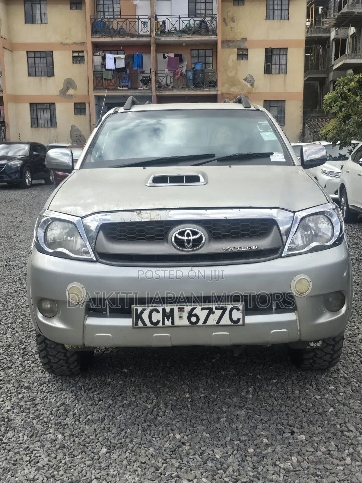 Toyota Hilux 2010 Gold