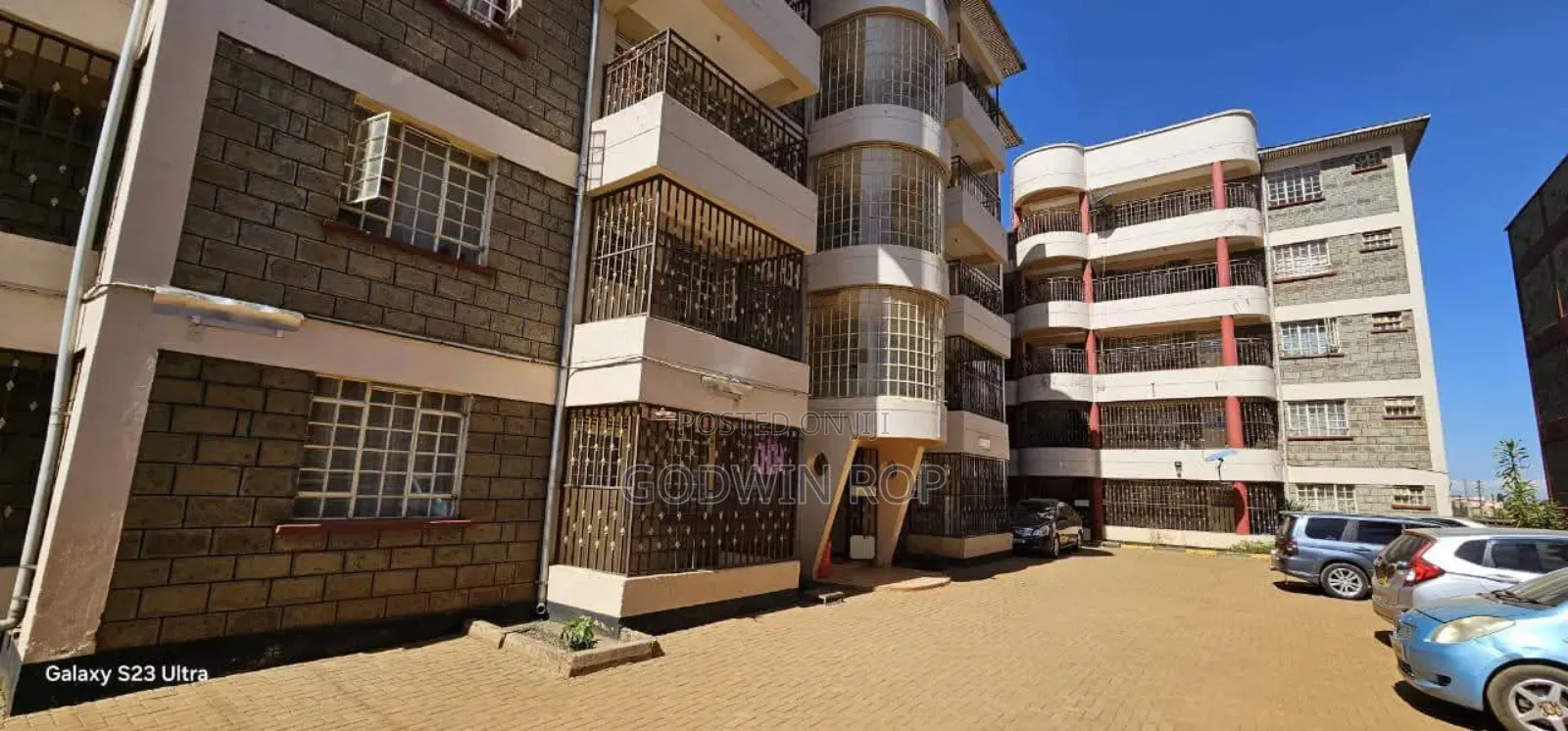 3bdrm Apartment in Pioneer Estate for sale