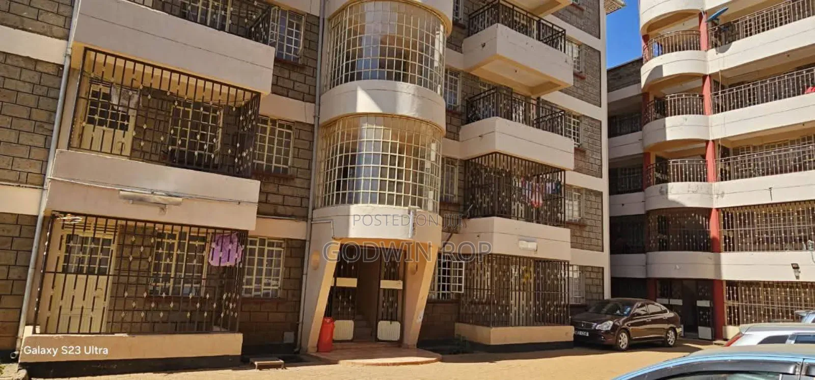 3bdrm Apartment in Pioneer Estate for sale