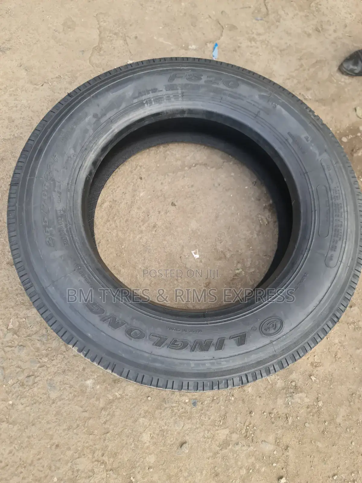 255 /70 R22. 5 Linglong Tires (Highway)