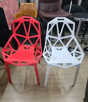 Plastic Restaurant Chair