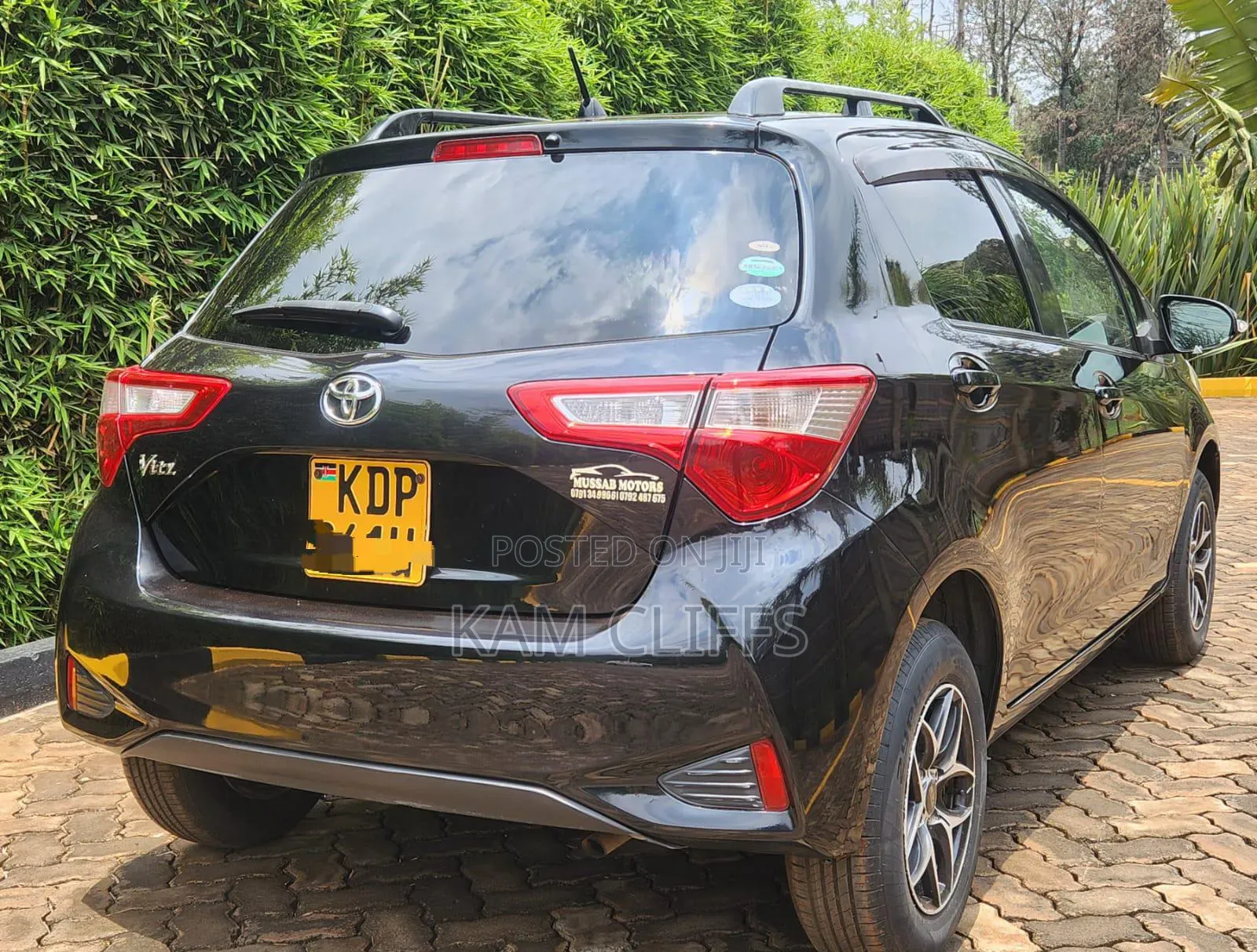 Toyota Vitz 2018 Black