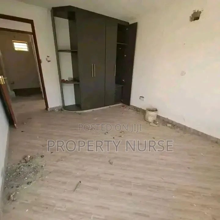 3bdrm Apartment in Gateway Mall Area for rent