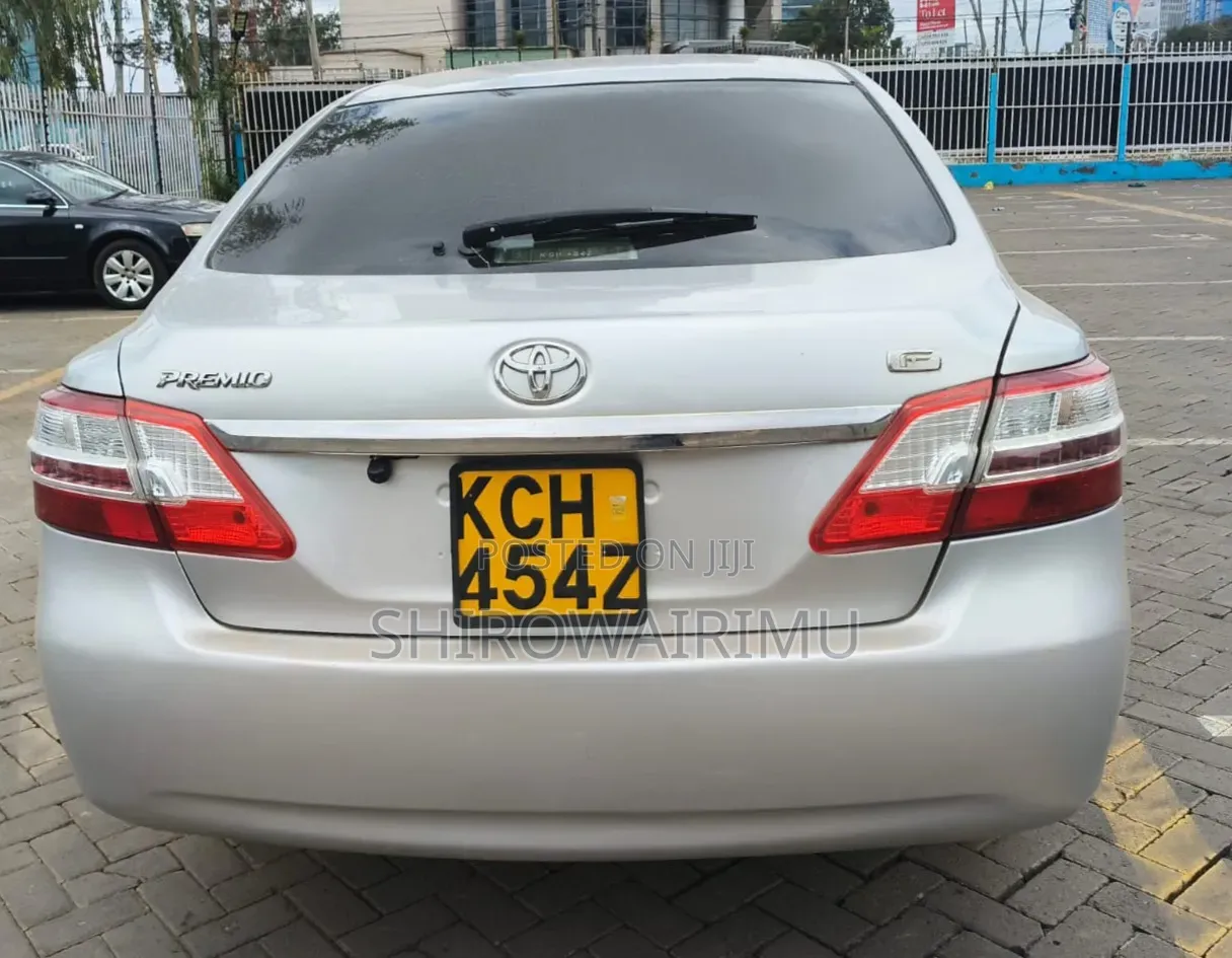 Toyota Premio 2009 Silver
