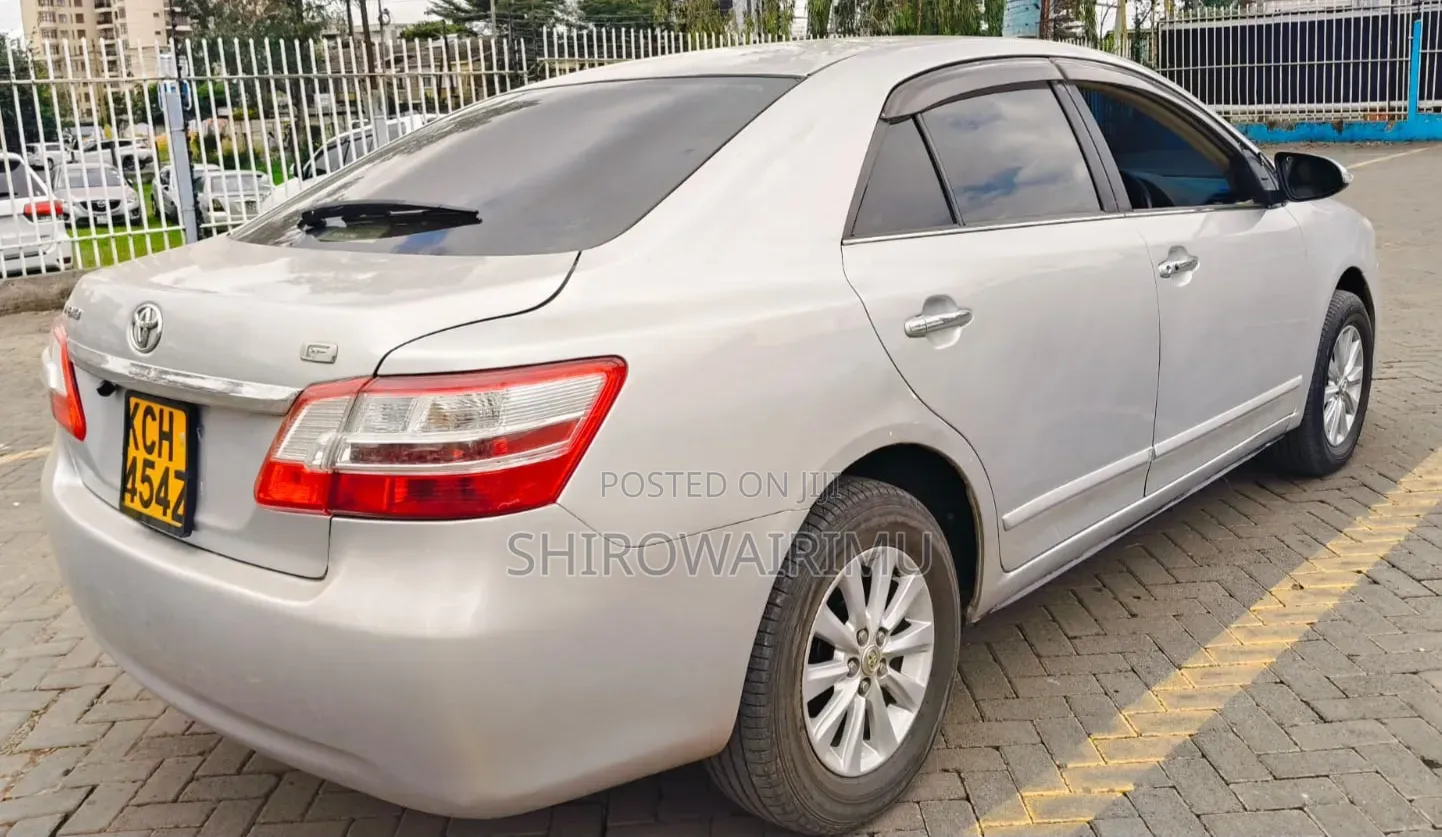 Toyota Premio 2009 Silver