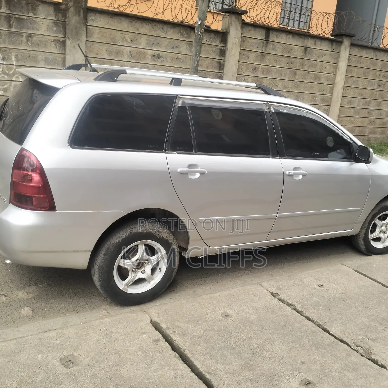Toyota Corolla Fielder 2005 Silver