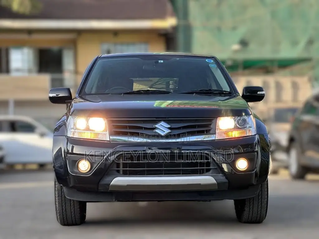 Suzuki Escudo 2015 Gray
