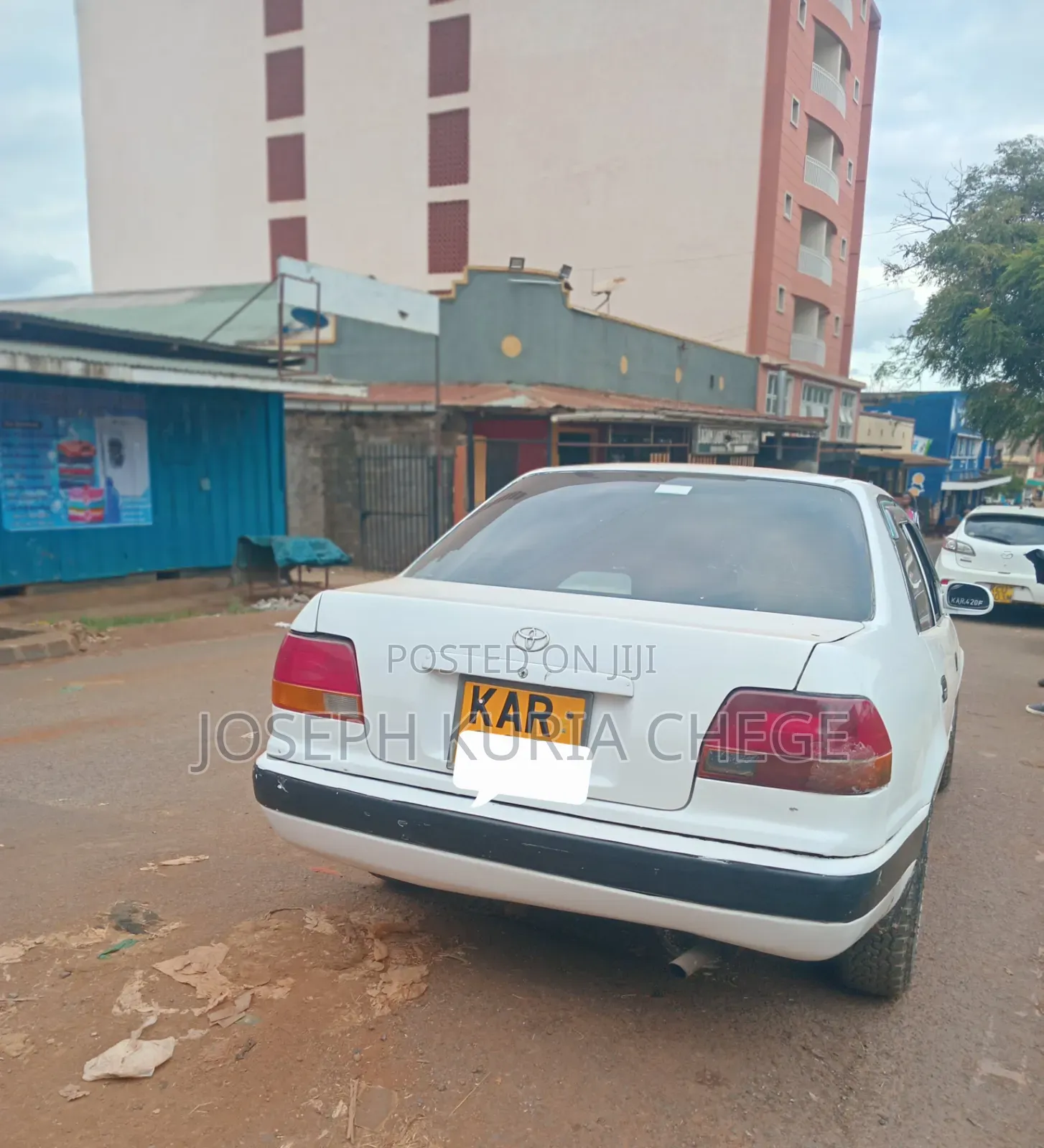 Toyota Corolla 1998 White
