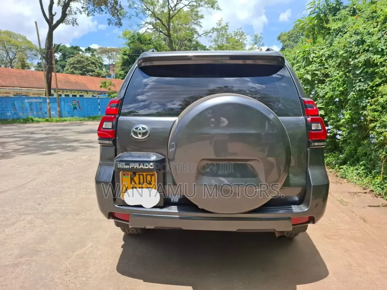Toyota Land Cruiser Prado 2010 Gray