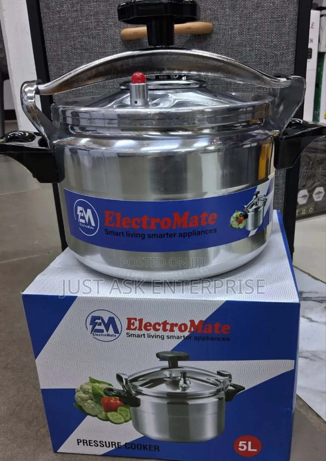 Electromate Stainless Manual Pressure Cooker - 5 Litres Capacity