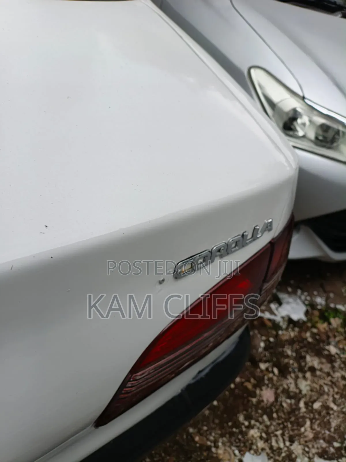 Toyota Corolla Sedan 1999 White
