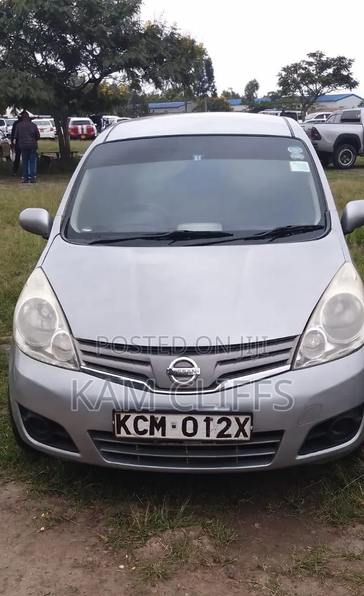 Nissan Note 1.4 2010 Silver