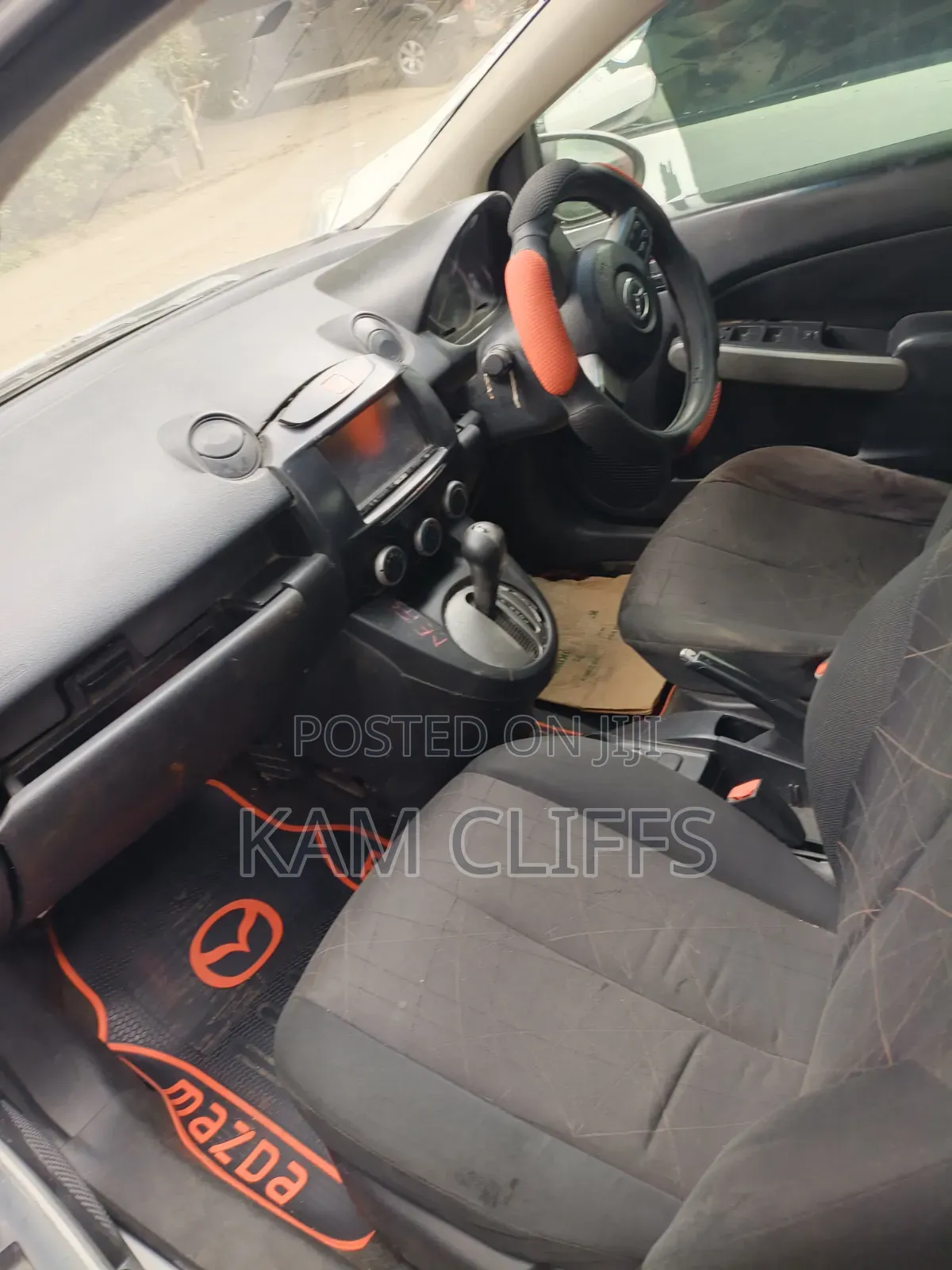 Mazda Demio 2012 Pearl