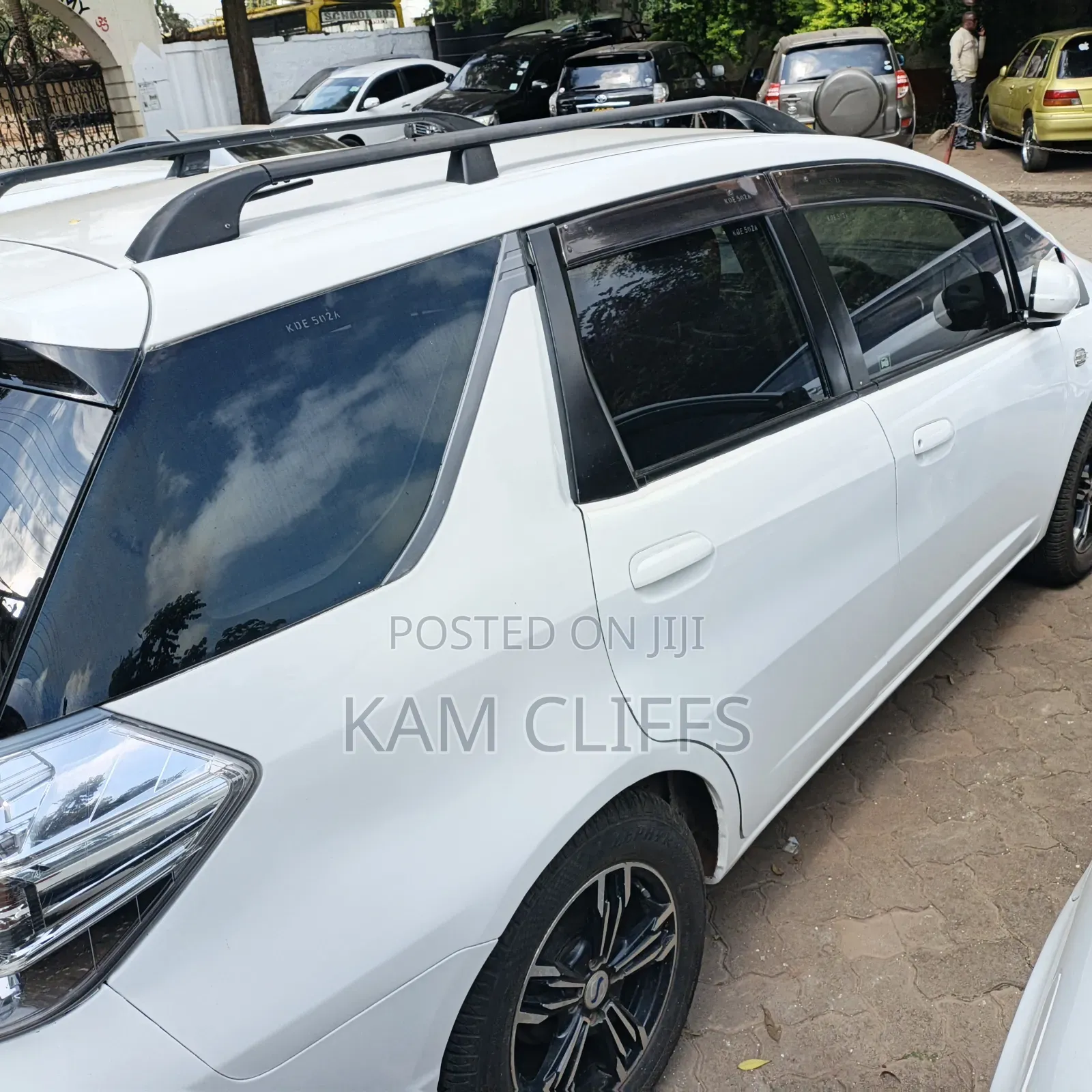 Honda Fit Shuttle 2014 White