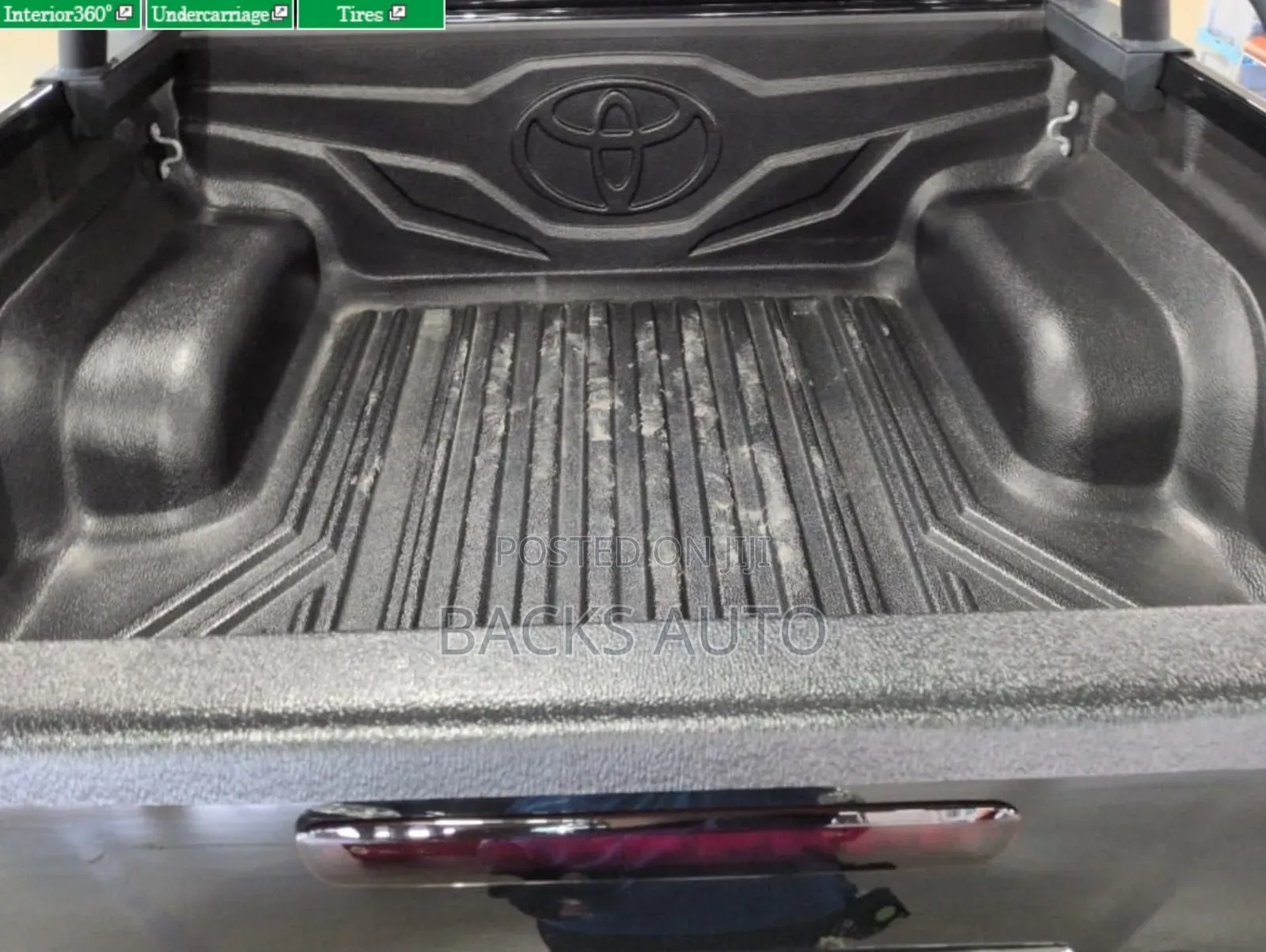 Toyota Hilux 2021 Black