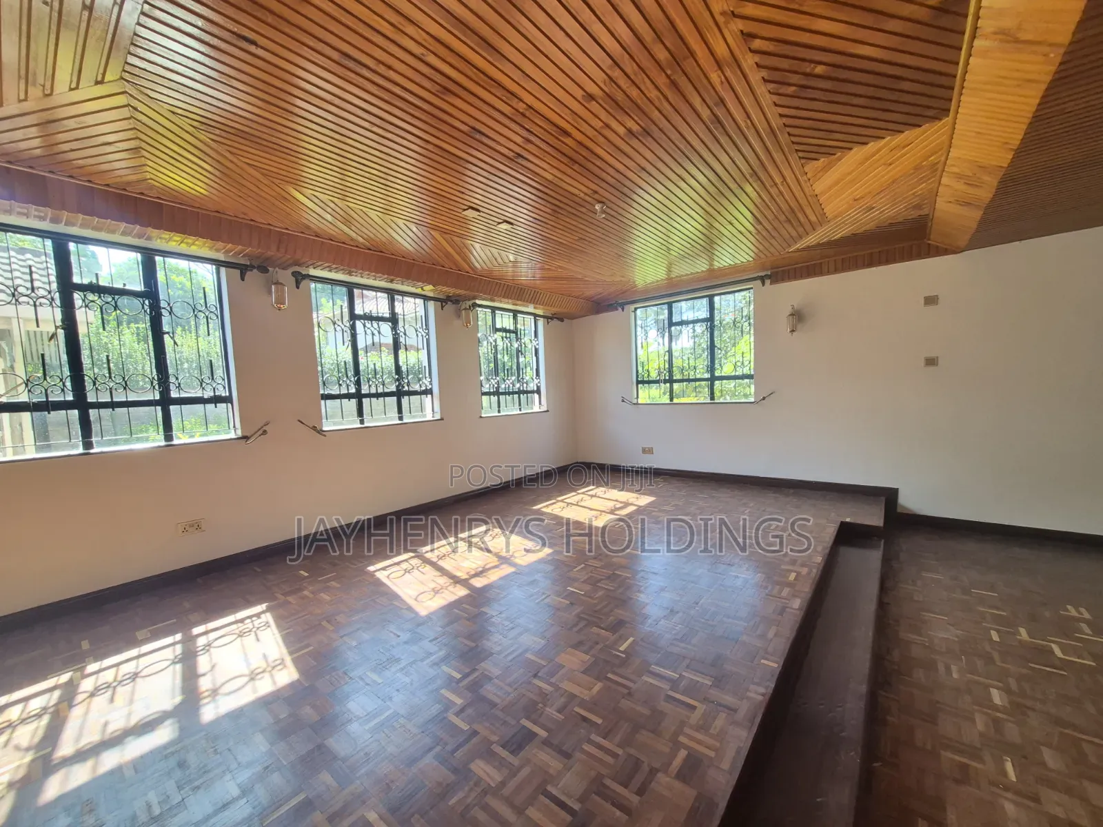 5bdrm House in Runda for rent