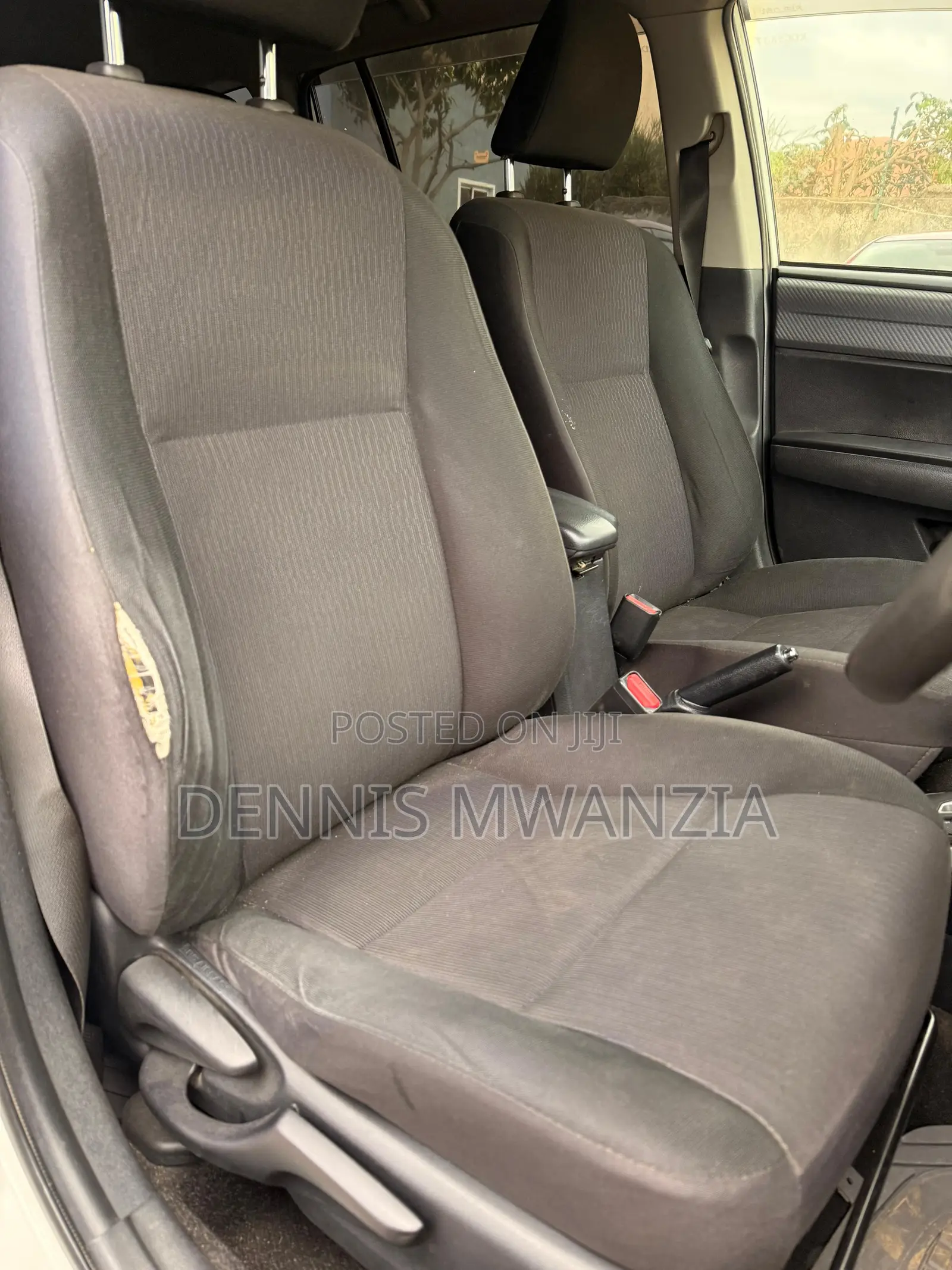 Toyota Corolla Fielder 1.5 Hybrid FWD 2013 White