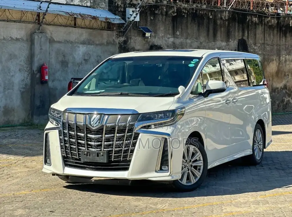 Toyota Alphard 2.5 Petrol AWD 2020 White