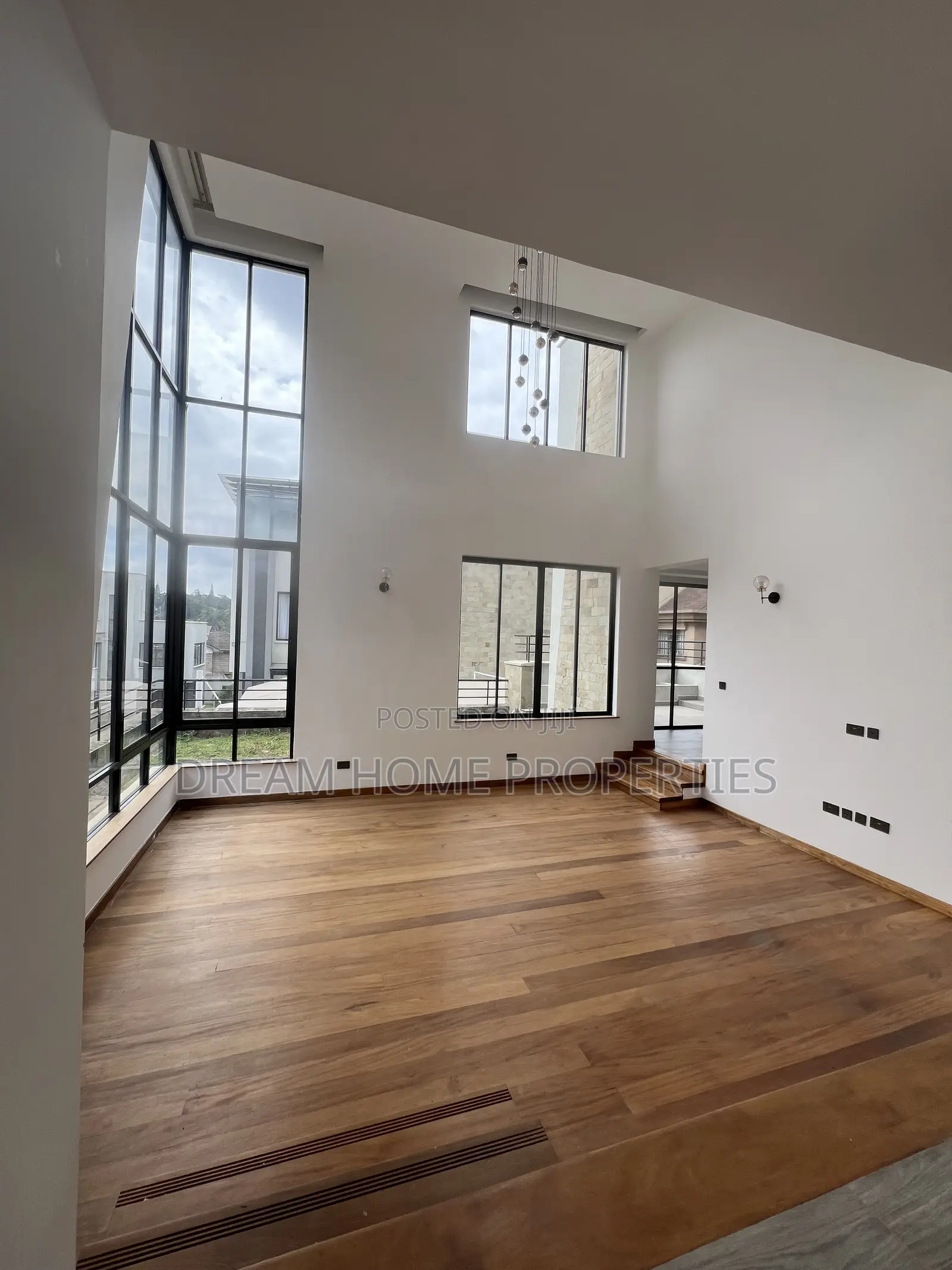 5bdrm House in Lavington for sale