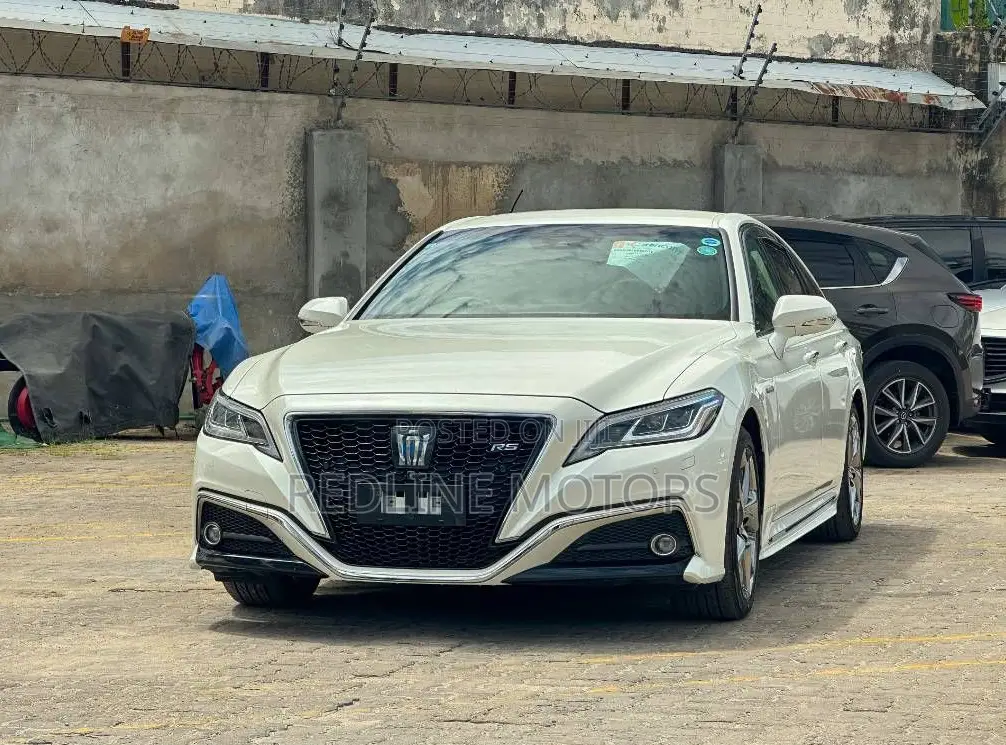 Toyota Crown 2020 White