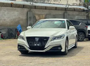 Toyota Crown 2020 White