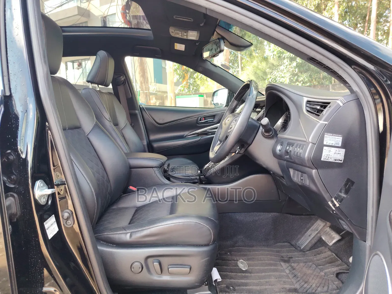 Toyota Harrier 2019