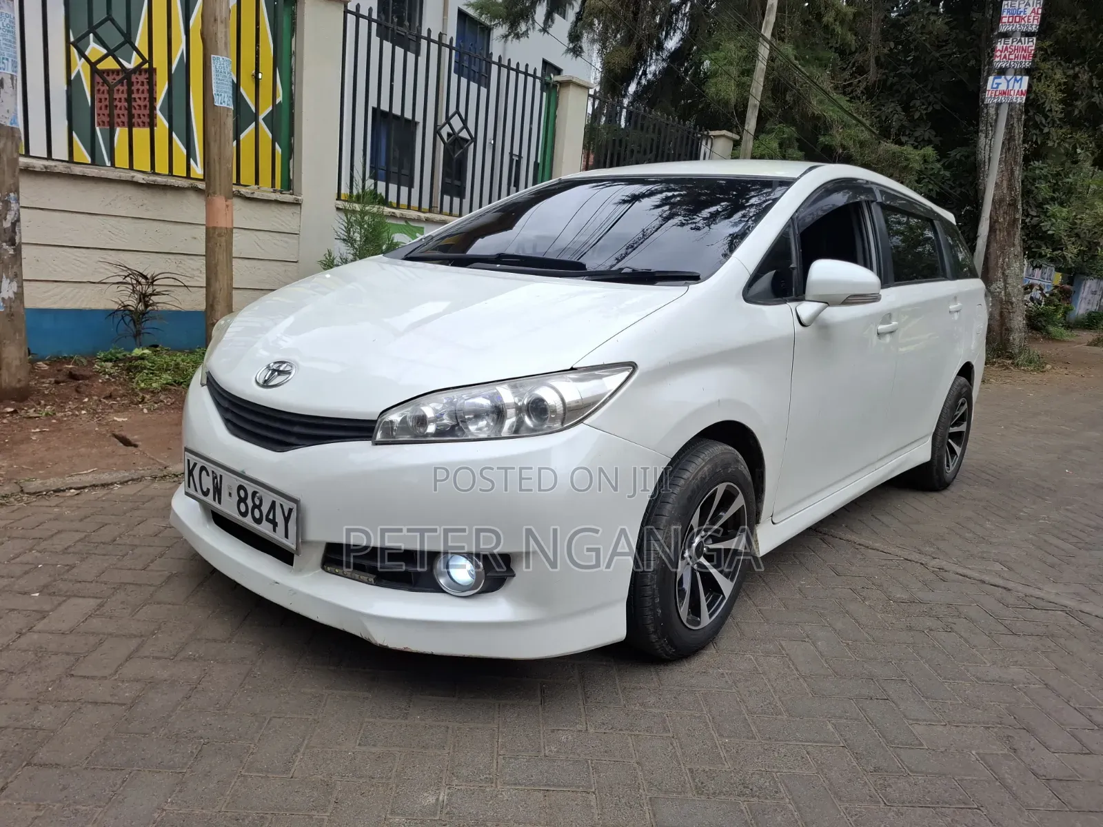 Toyota Wish 2013 White