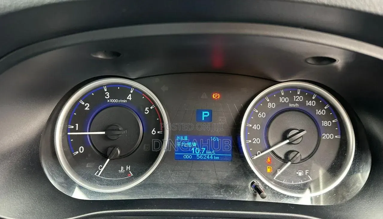 Toyota Hilux 2019 Silver
