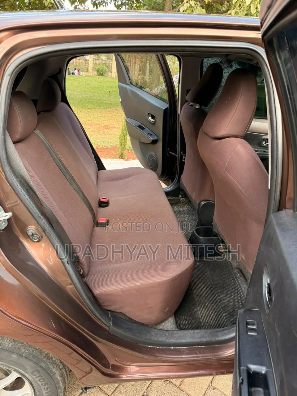 Toyota Vitz 2015 Brown
