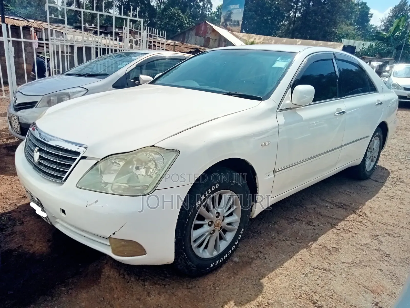 Toyota Crown 2006 White