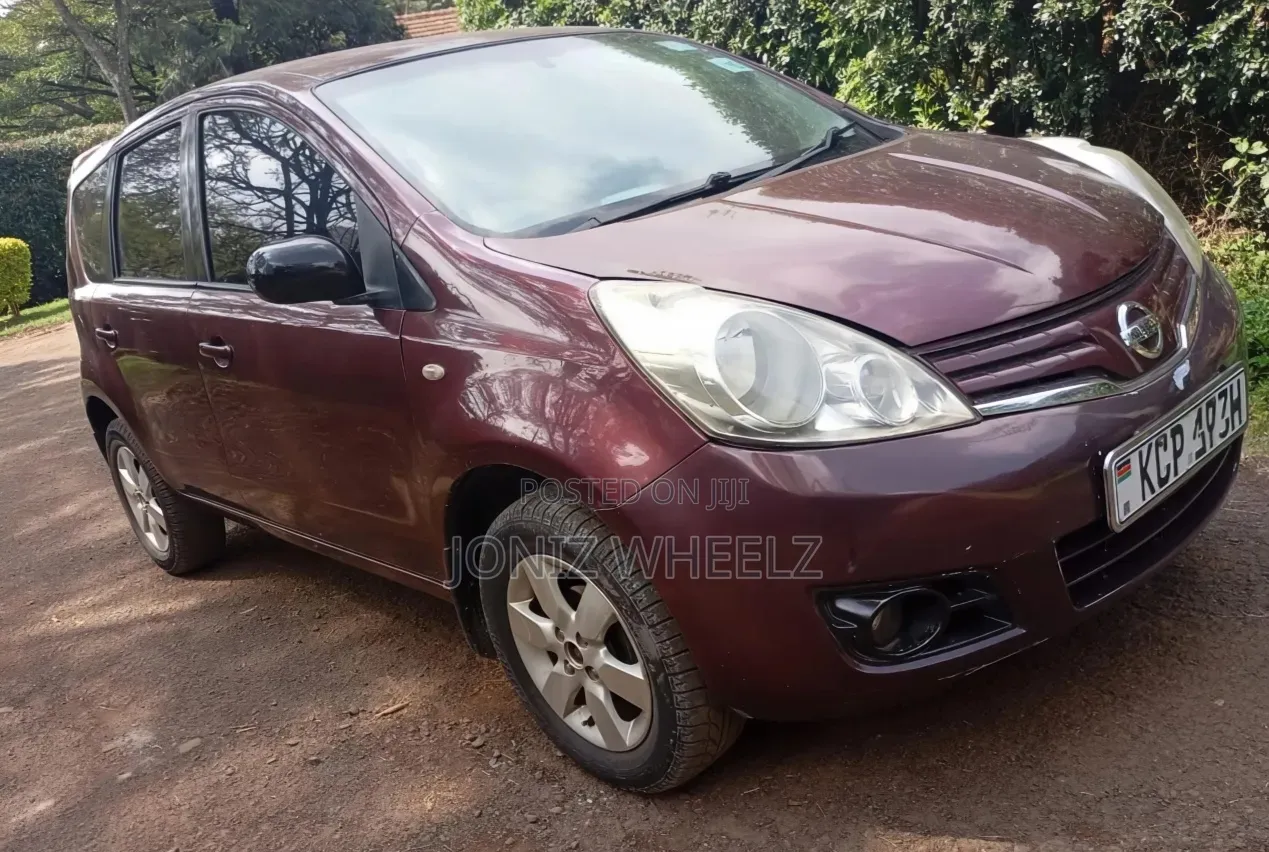 Nissan Note 1.4 2012 Maroon