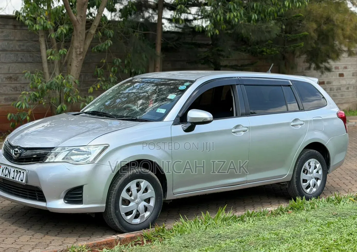 Toyota Corolla Fielder 2012 Silver
