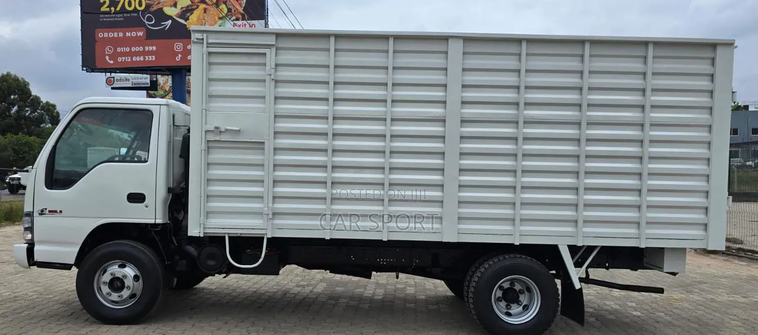 Isuzu NPR Local