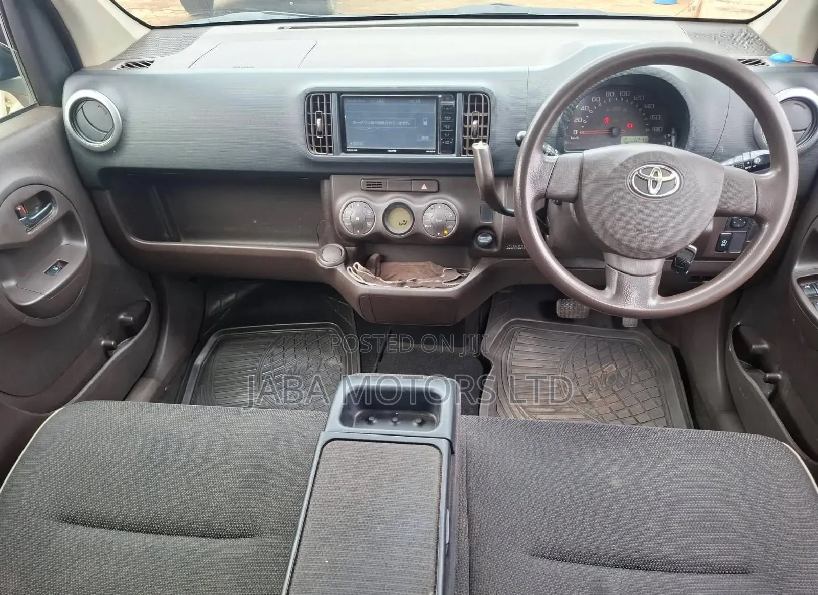 Toyota Passo 2016 Purple