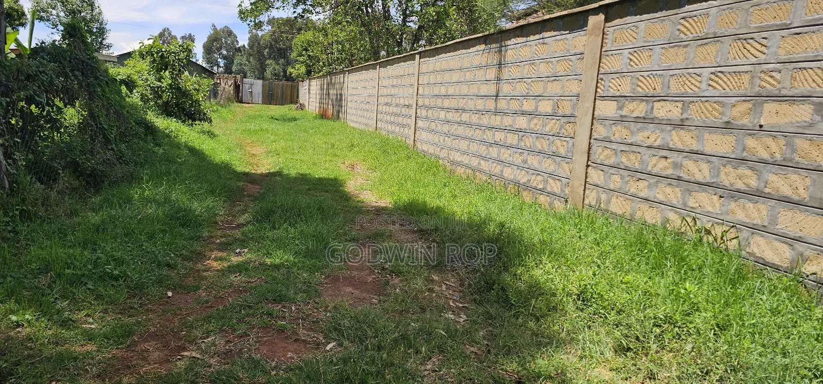 50 by 100 Plots for Sale in Outspan Eldoret.