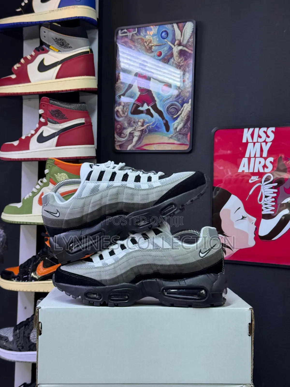 Airmax 95 Sneakers Available